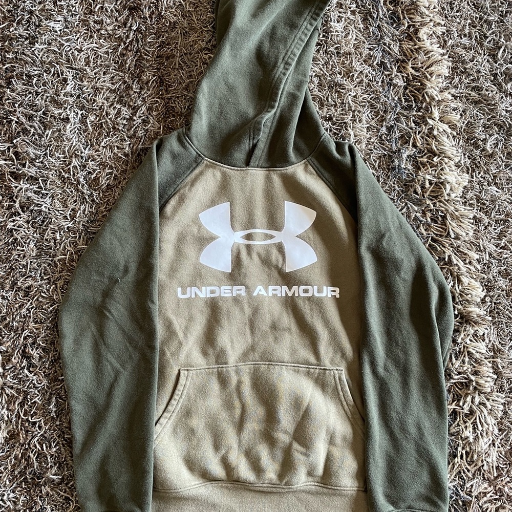 Boys Under Armour Sweatshirt